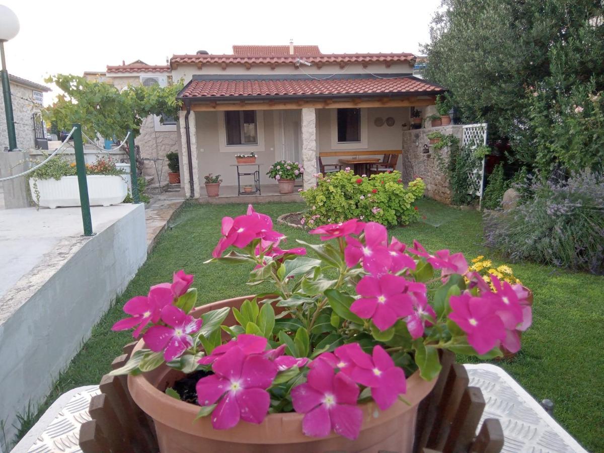Apartments Janjac Vodice Eksteriør billede