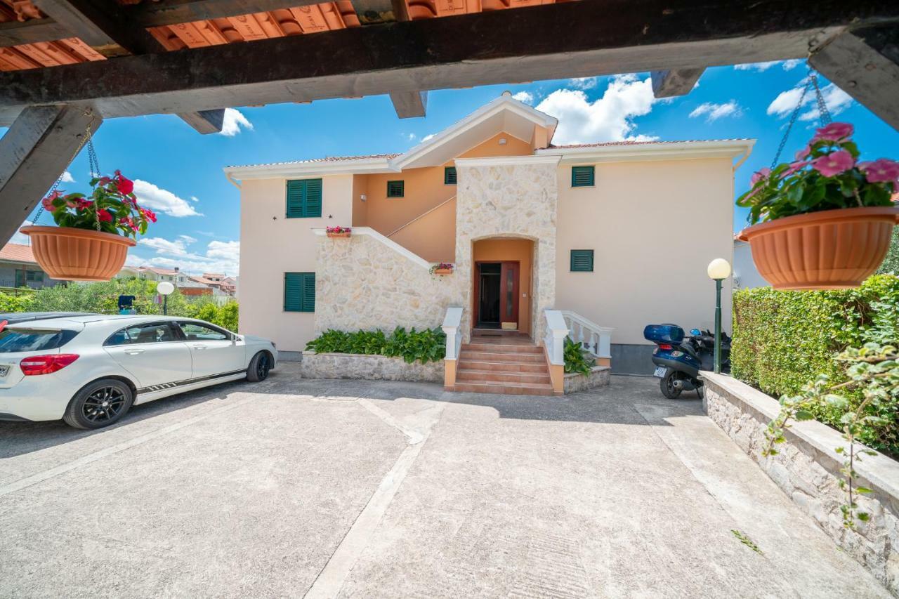 Apartments Janjac Vodice Eksteriør billede